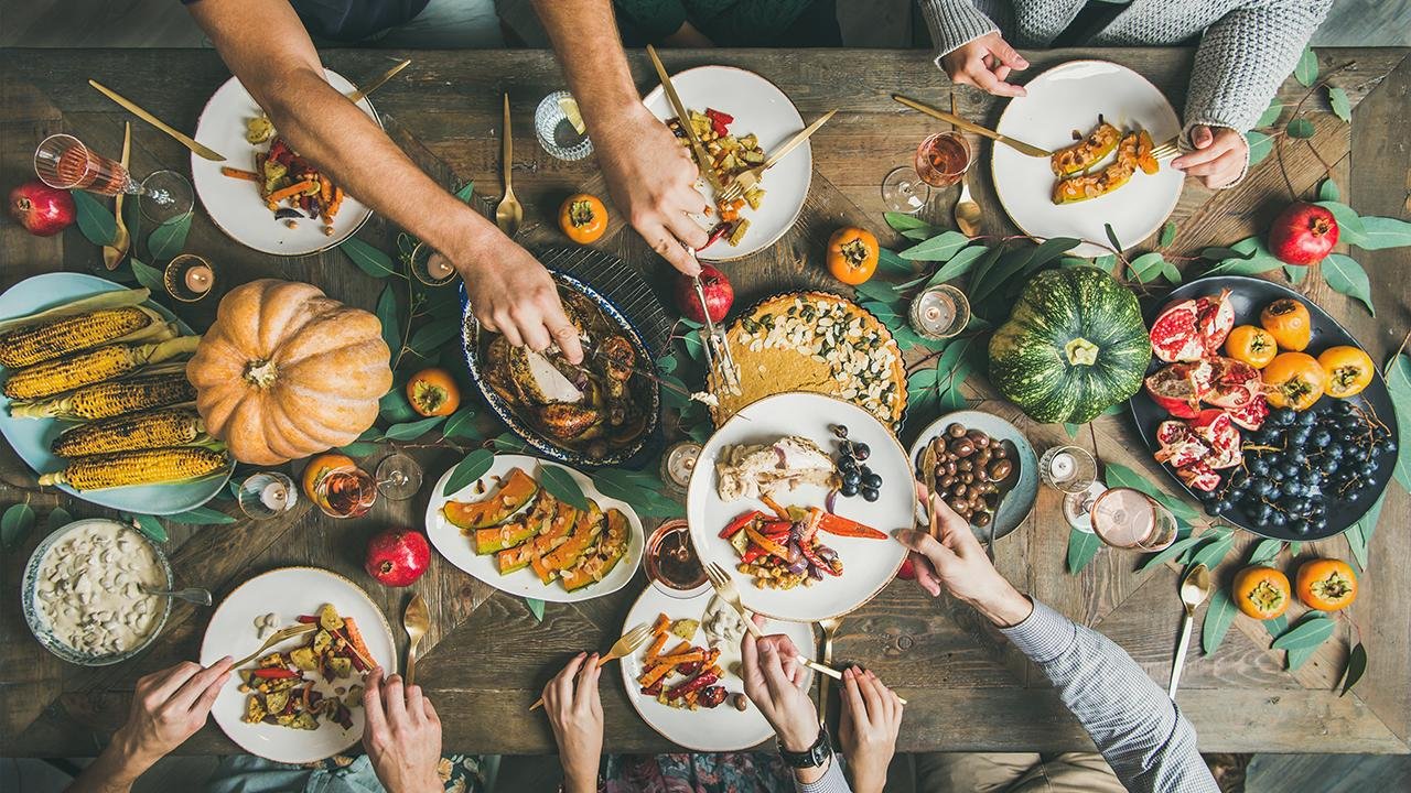 TEXTO EM INGLÊS COM TRADUÇÃO - THANKSGIVING DAY 